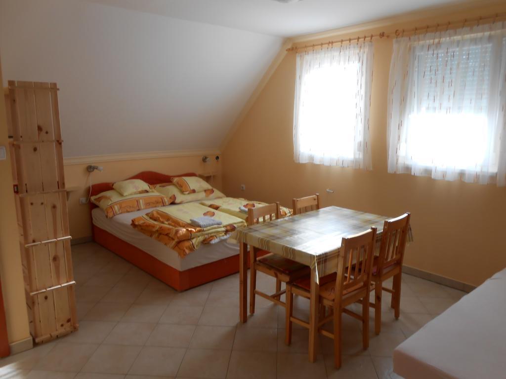 Kustánygyöngye Vendégház Kehidakustány Extérieur photo